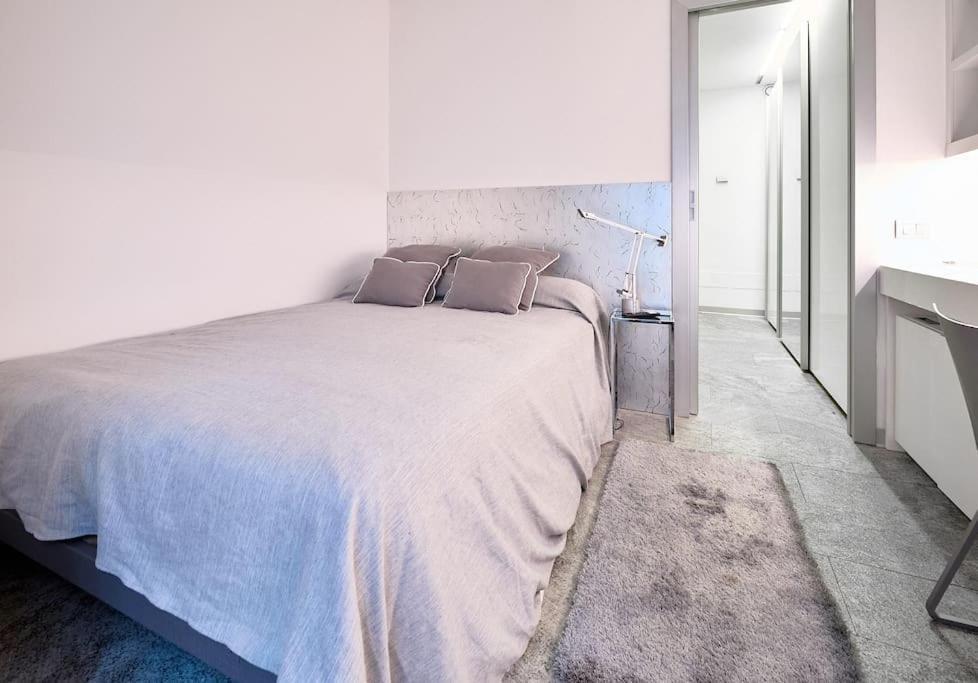 Fioravanti Suite Milan Bagian luar foto